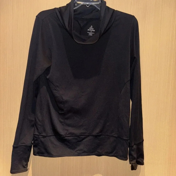 PrAna Women's Marin Cowl Neck Pullover Black Top Thumbholes  Size Medium - Picture 1 of 15
